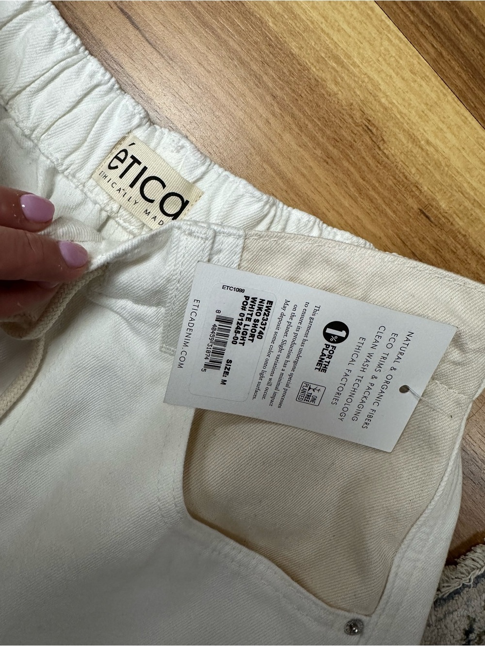 NWT Etica Niko High Wide Legcream drawstring relaxed shorts with contrast pocket - Picture 3 of 4